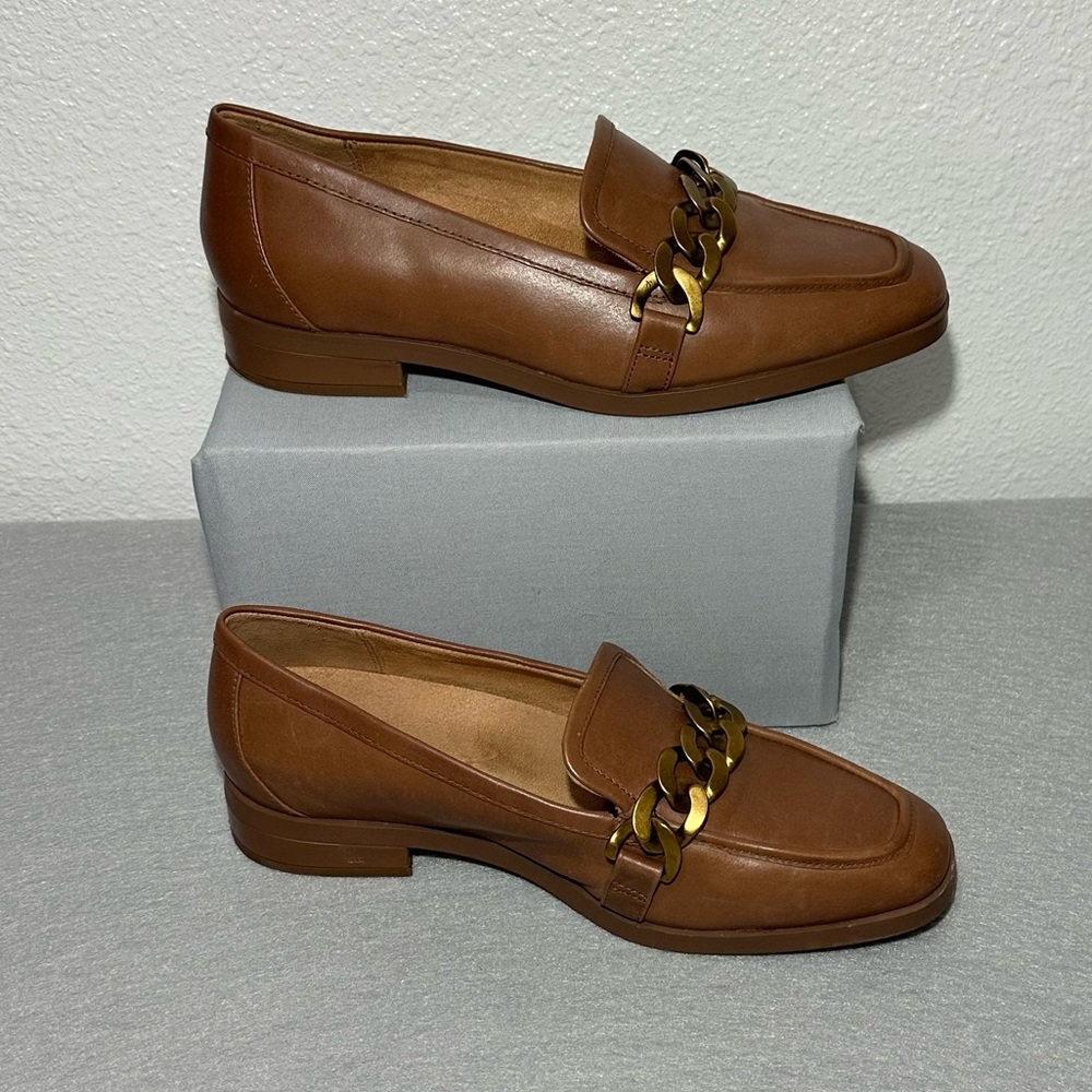 Vionic Mizelle Leather Chain Loafers - Picture 2 of 9